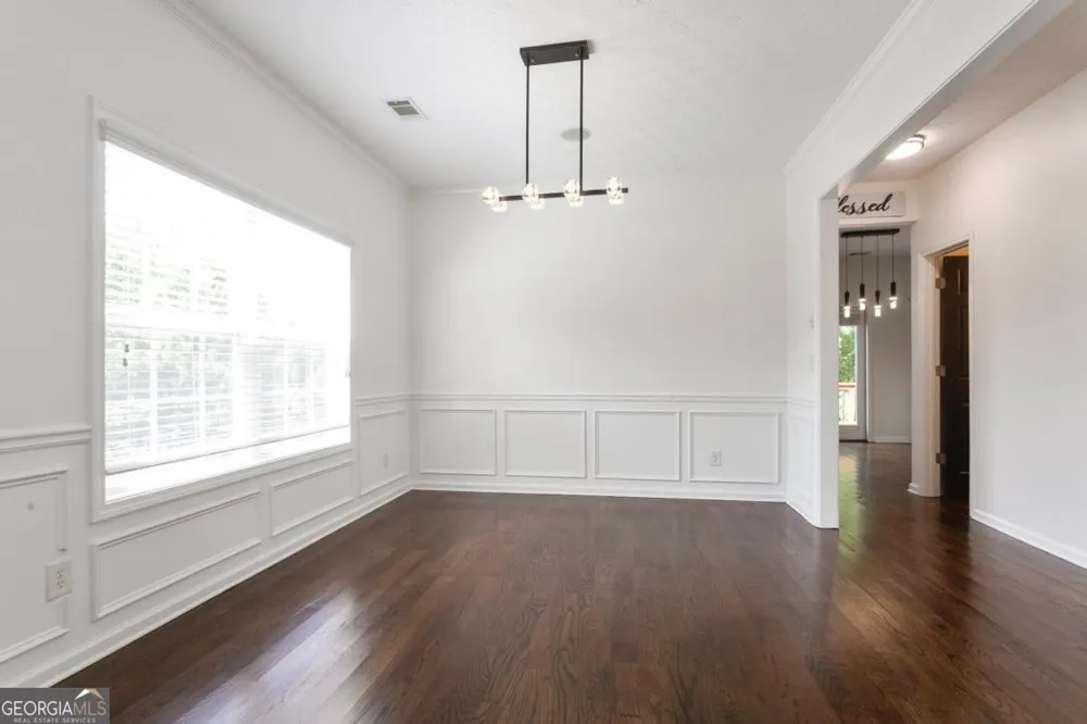 6005 Ambercrest CT Buford, GA 30518
