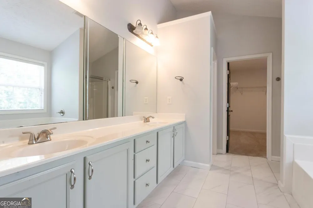 6005 Ambercrest CT Buford, GA 30518