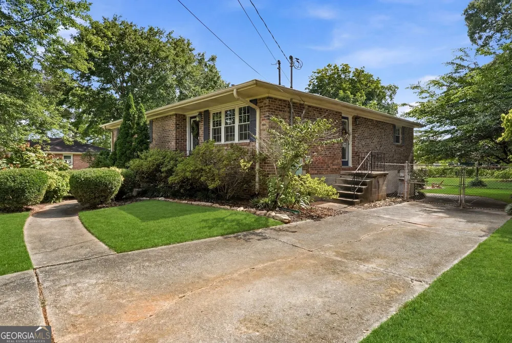 3401 Emerson ST SE Smyrna, GA 30082