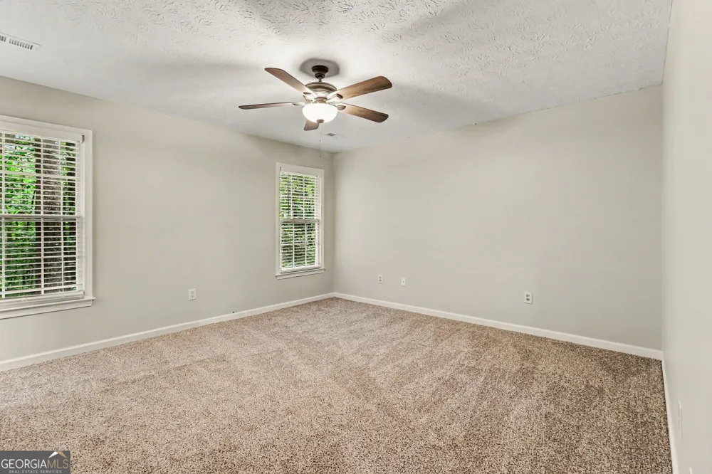 160 Vineyards DR Newnan, GA 30265