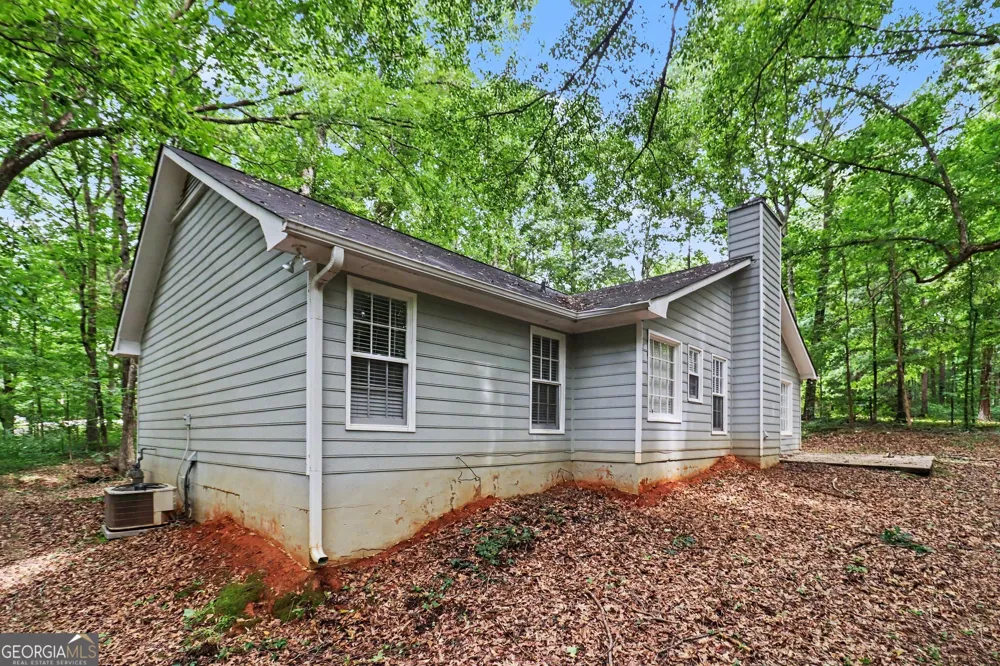 160 Vineyards DR Newnan, GA 30265