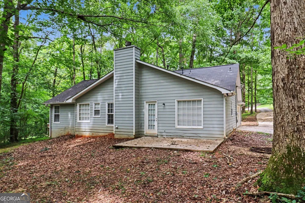 160 Vineyards DR Newnan, GA 30265