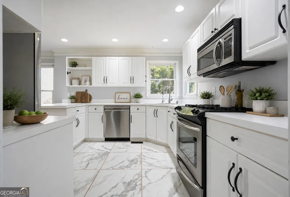 2102 Kendall Close NW Acworth, GA 30102