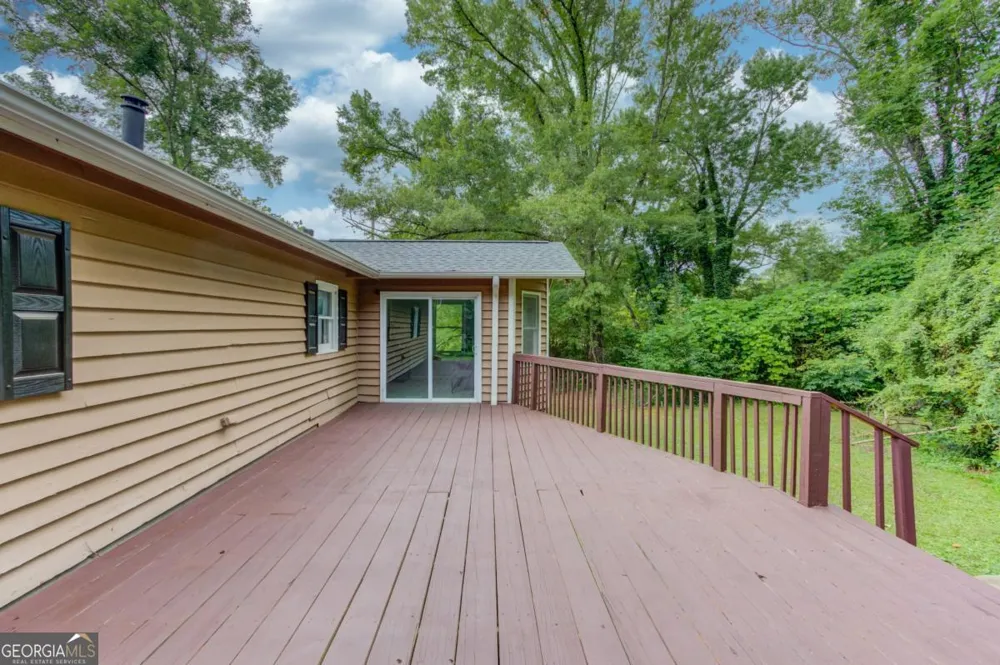 3305 Ladd DR Gainesville, GA 30506
