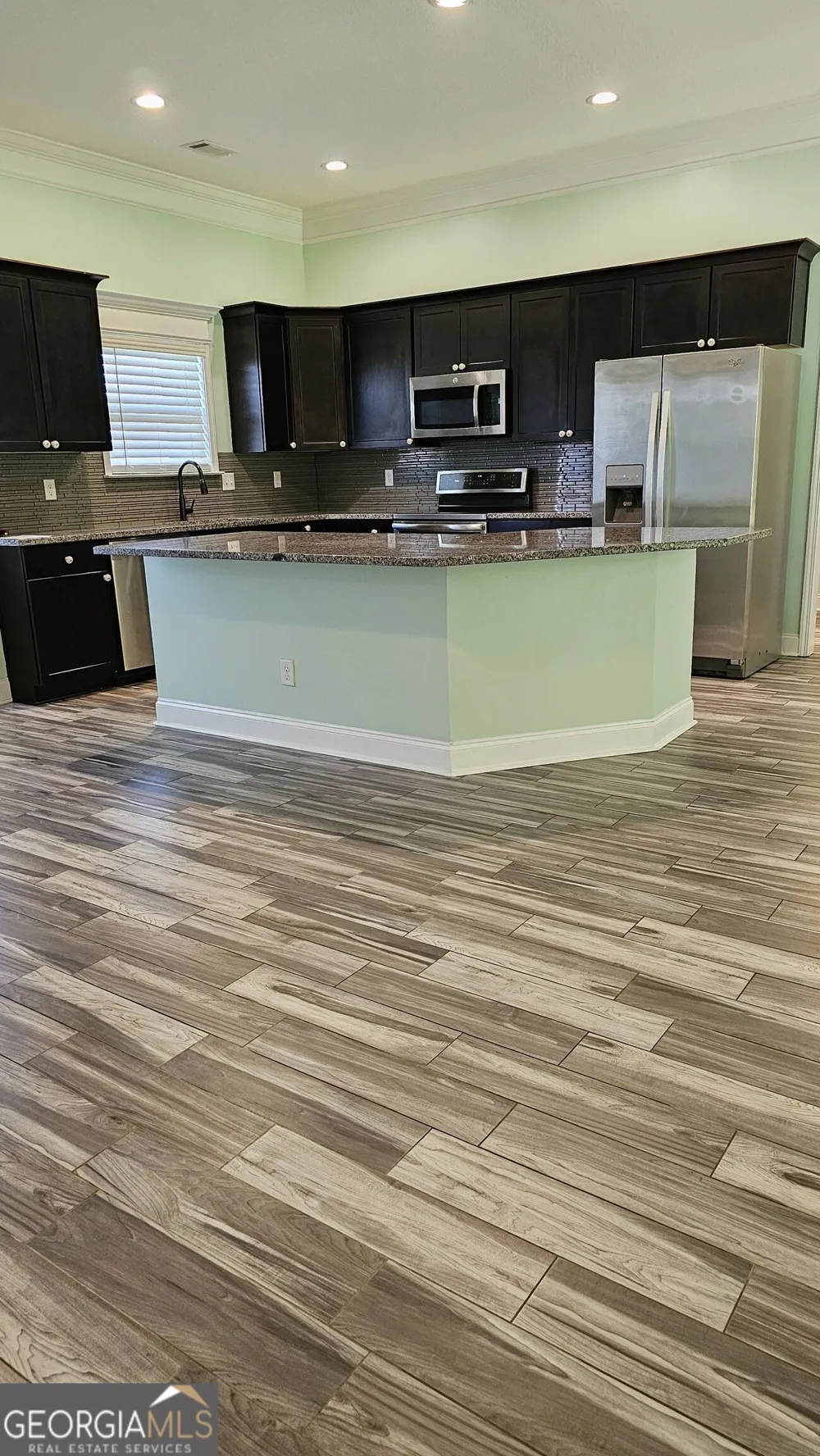 304 Durgin DR Bonaire, GA 31005