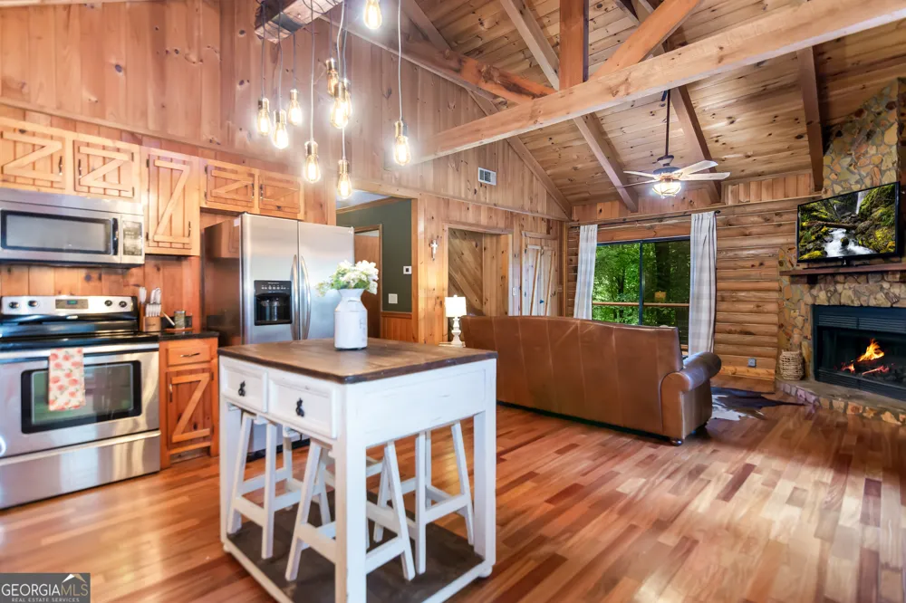 165 Timberwalk DR Ellijay, GA 30540