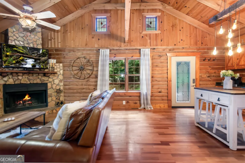165 Timberwalk DR Ellijay, GA 30540