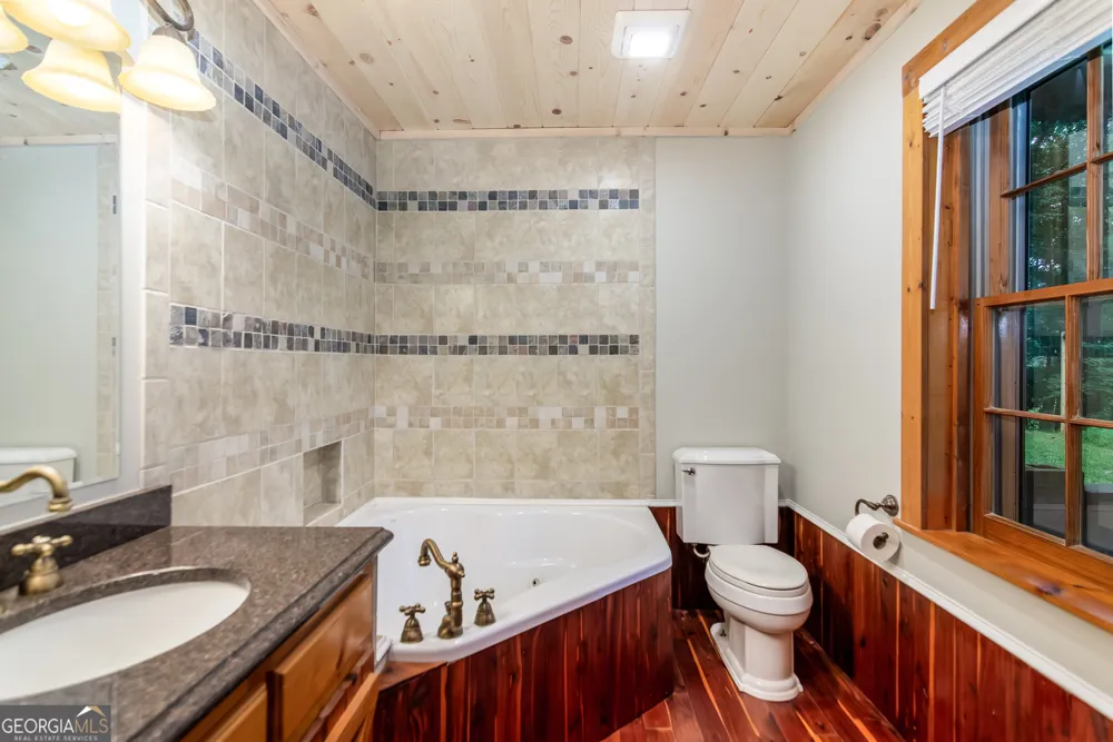 165 Timberwalk DR Ellijay, GA 30540