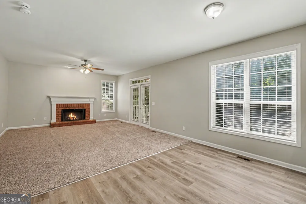 4037 Landmark DR Douglasville, GA 30135
