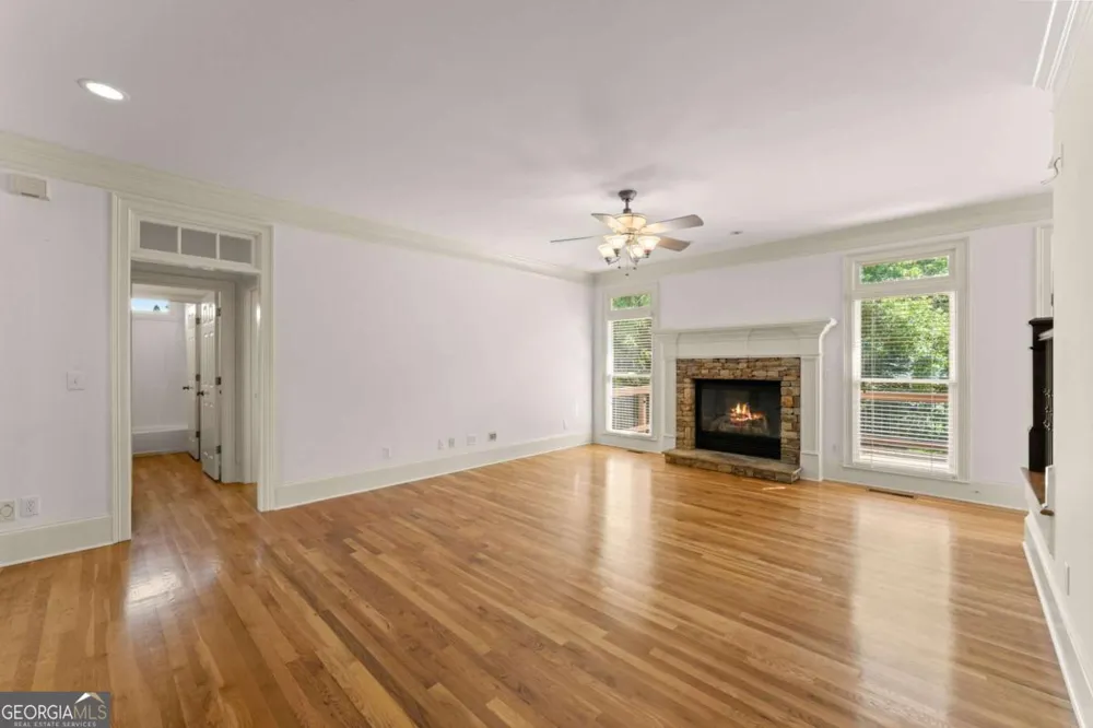 5050 Fenwick DR Cumming, GA 30040