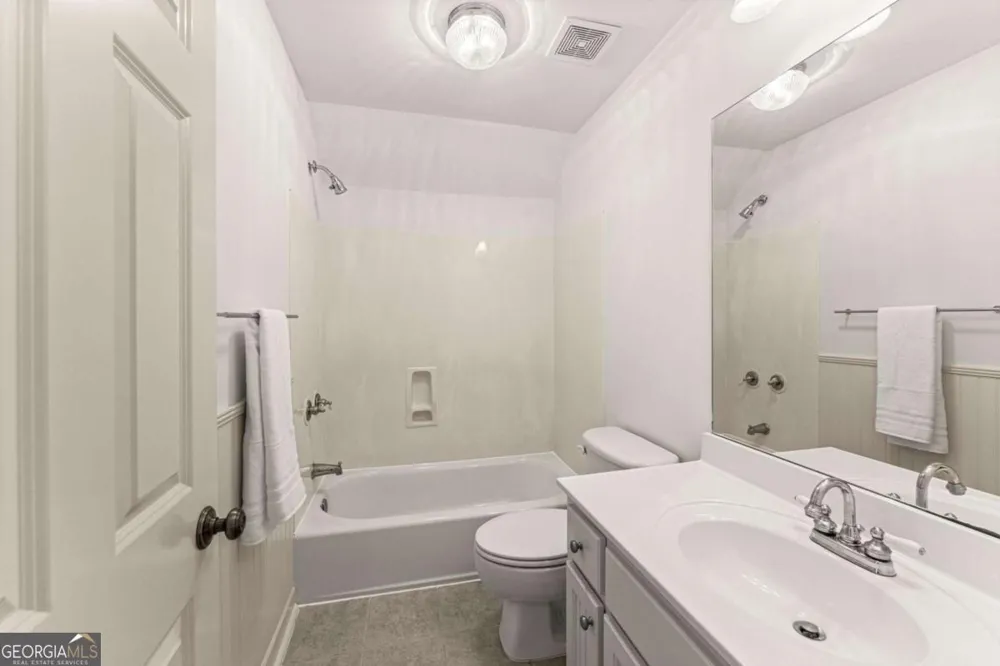 5050 Fenwick DR Cumming, GA 30040