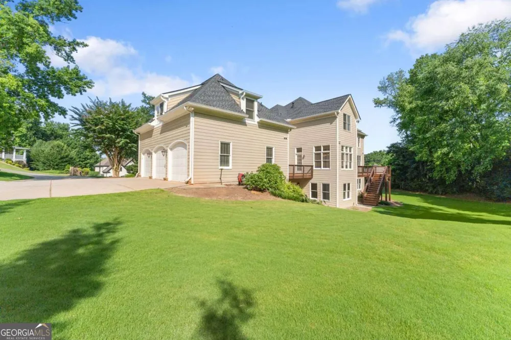 5050 Fenwick DR Cumming, GA 30040