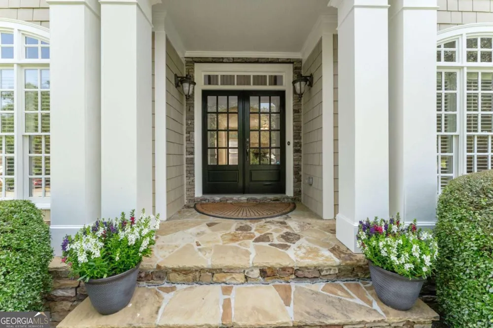 5050 Fenwick DR Cumming, GA 30040