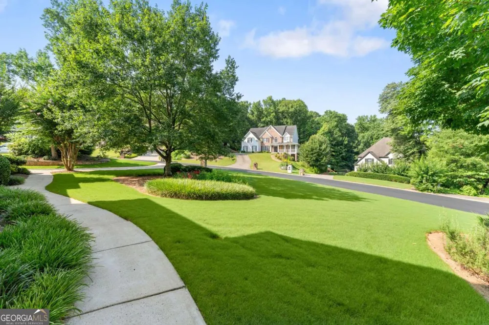 5050 Fenwick DR Cumming, GA 30040