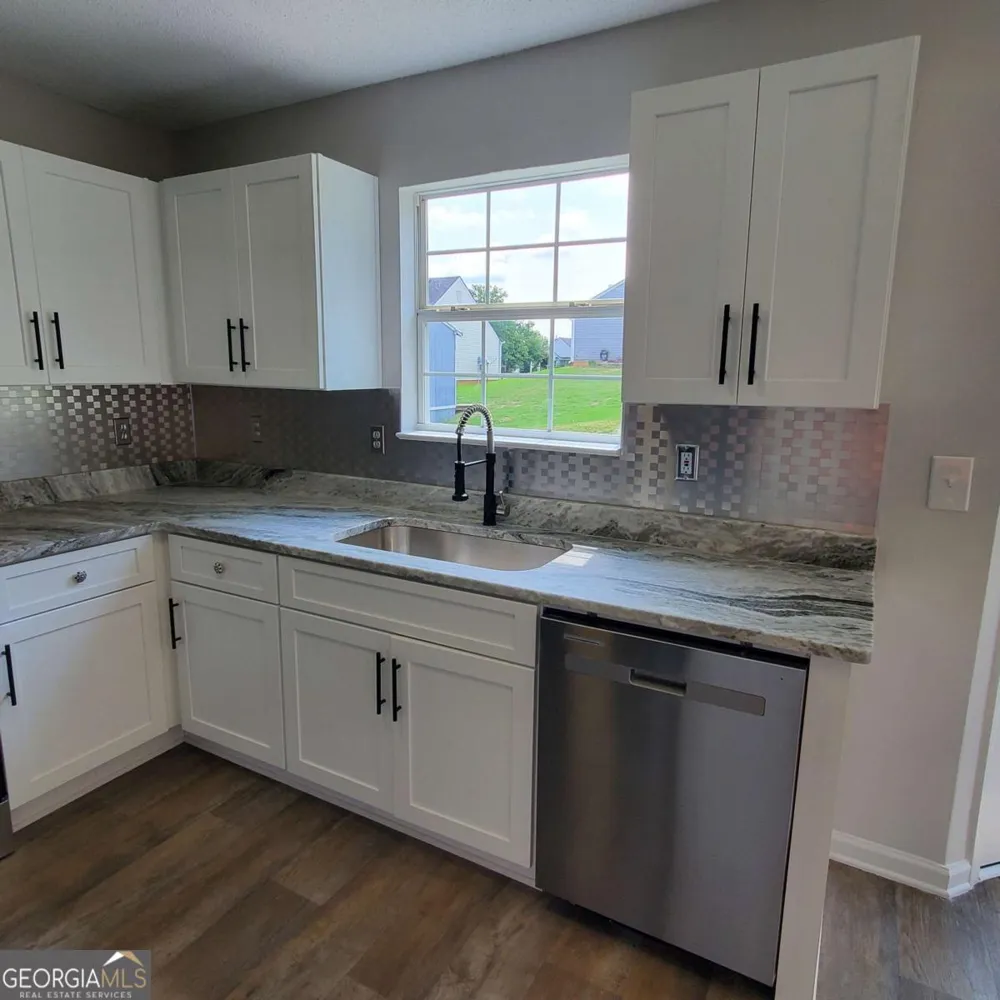 833 Kendall Park DR Winder, GA 30680
