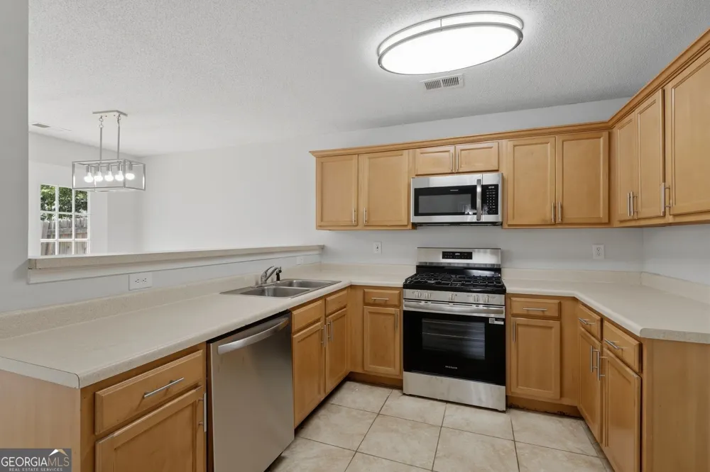 105 Chandler TRCE Covington, GA 30016