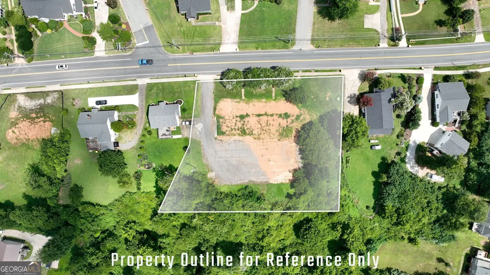 170 LaGrange ST Newnan, GA 30263