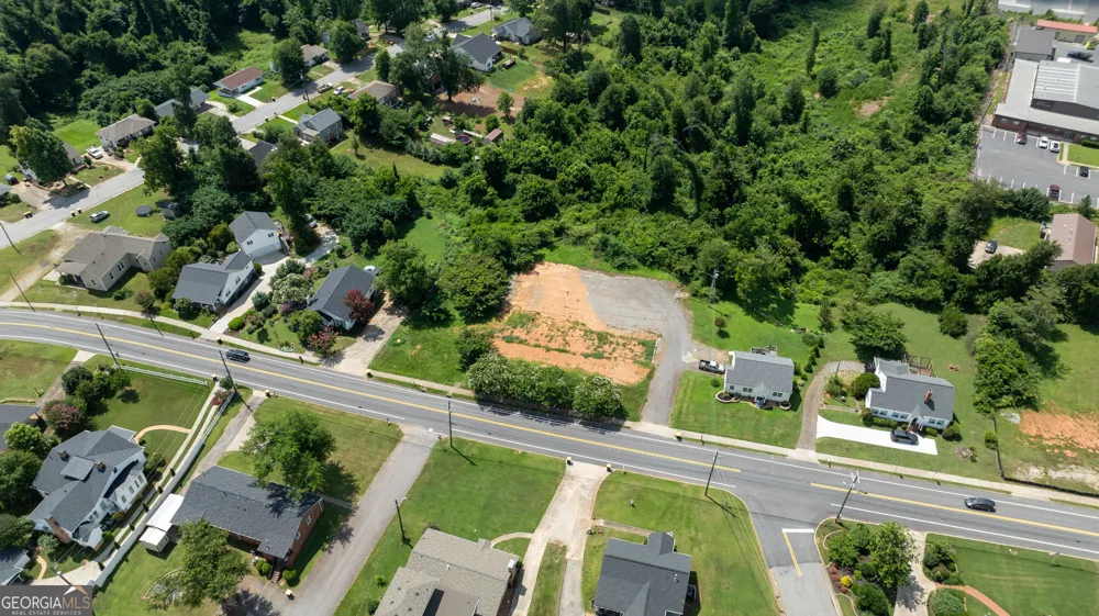 170 LaGrange ST Newnan, GA 30263