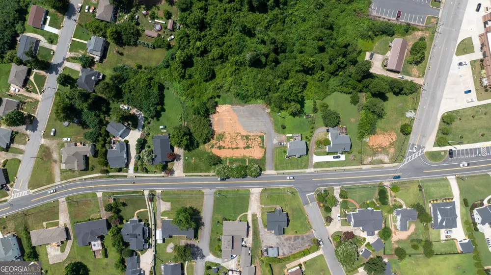 170 LaGrange ST Newnan, GA 30263
