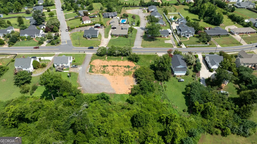 170 LaGrange ST Newnan, GA 30263