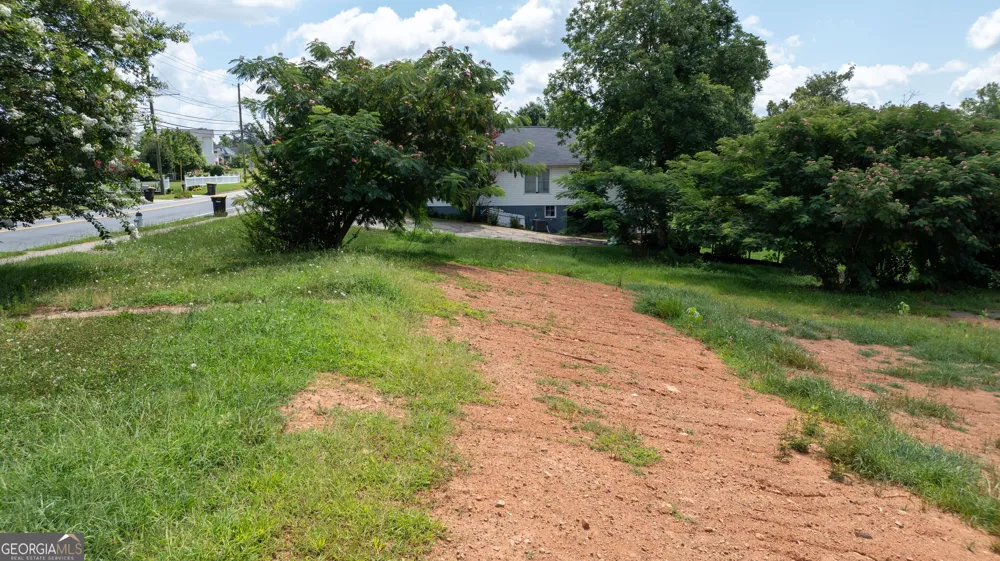170 LaGrange ST Newnan, GA 30263