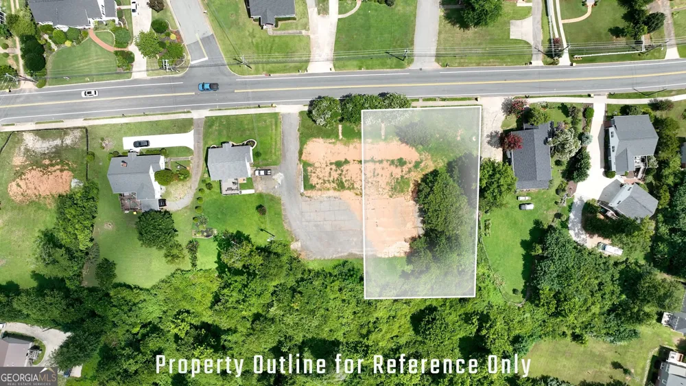 170 LaGrange ST Newnan, GA 30263