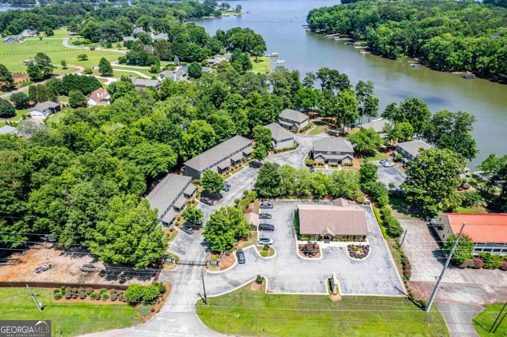 101 Port Laz LN Eatonton, GA 31024