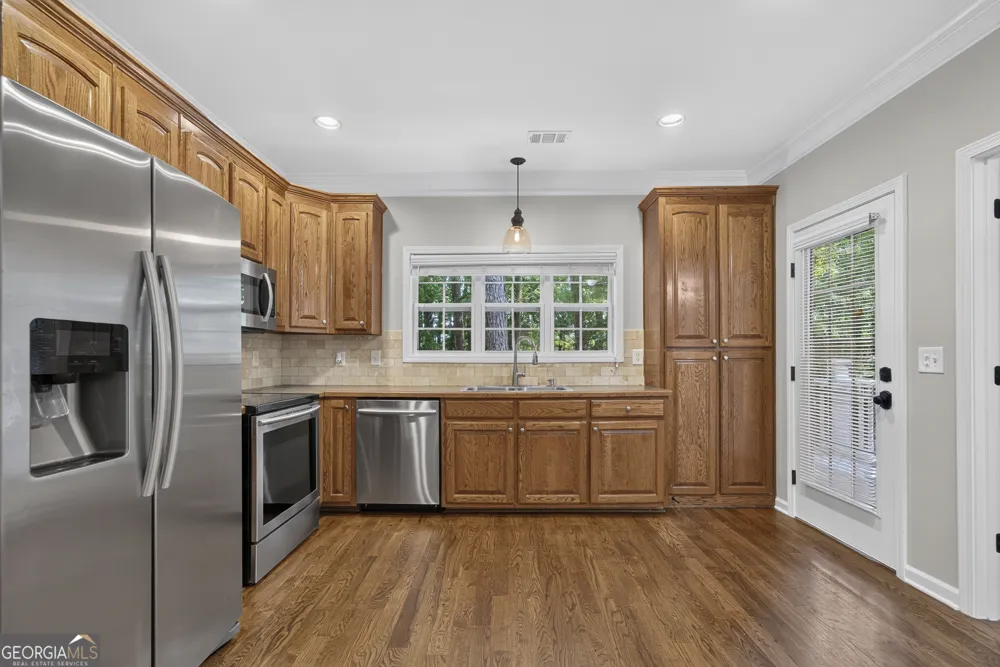 101 Port Laz LN Eatonton, GA 31024