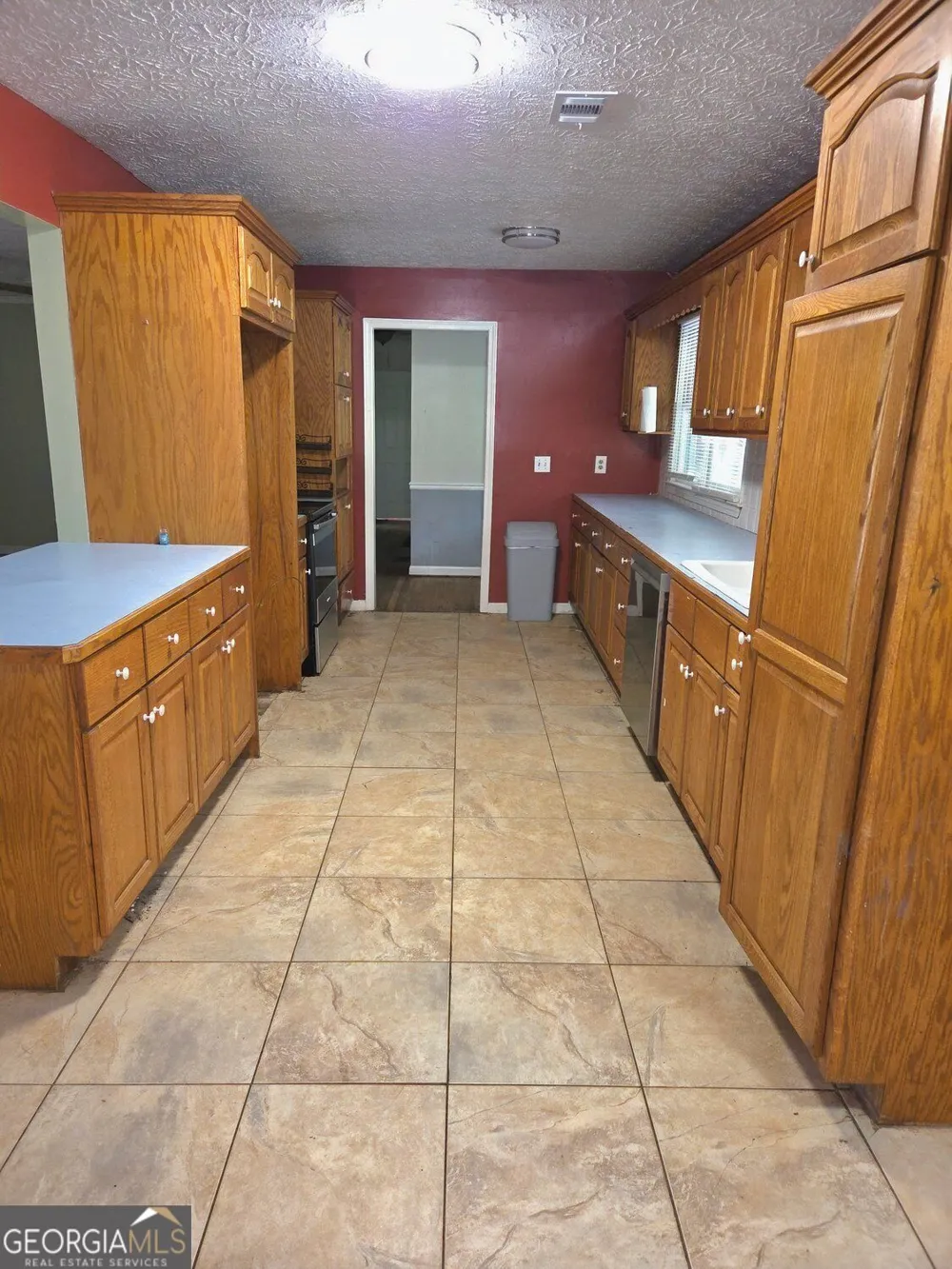 849 Swan Lake RD Stockbridge, GA 30281