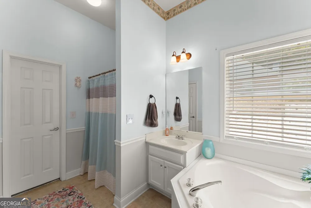 227 Still Water LN Jefferson, GA 30549