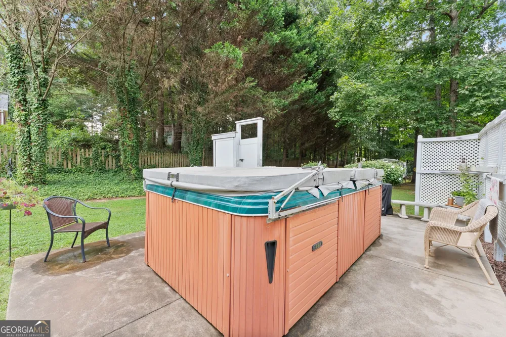 227 Still Water LN Jefferson, GA 30549