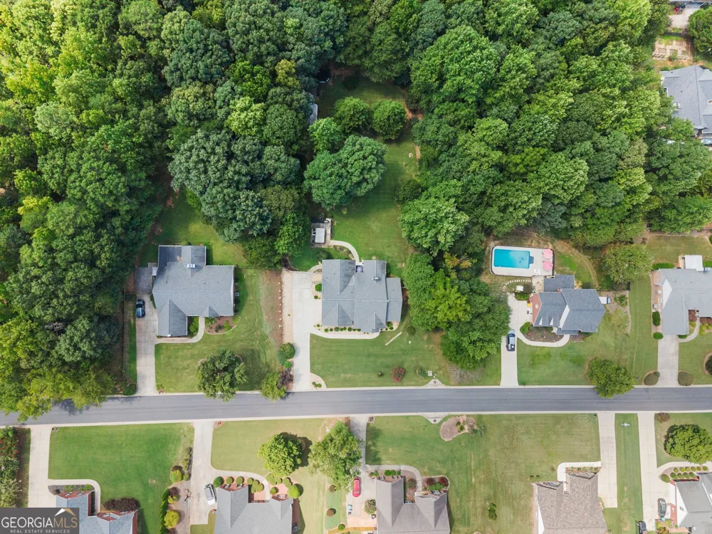 227 Still Water LN Jefferson, GA 30549
