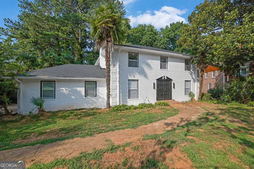 4247 Bingham CT Stone Mountain, GA 30083