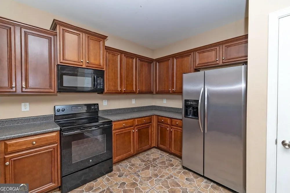 2039 Reavis BLF Conyers, GA 30012
