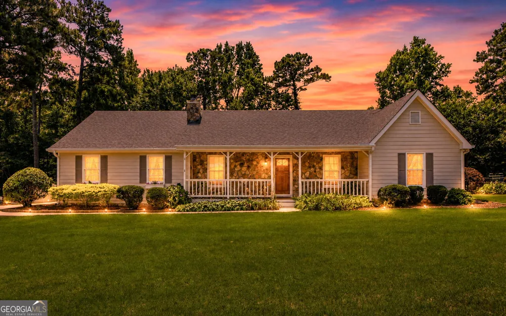 230 Pine Tree LN McDonough, GA 30252