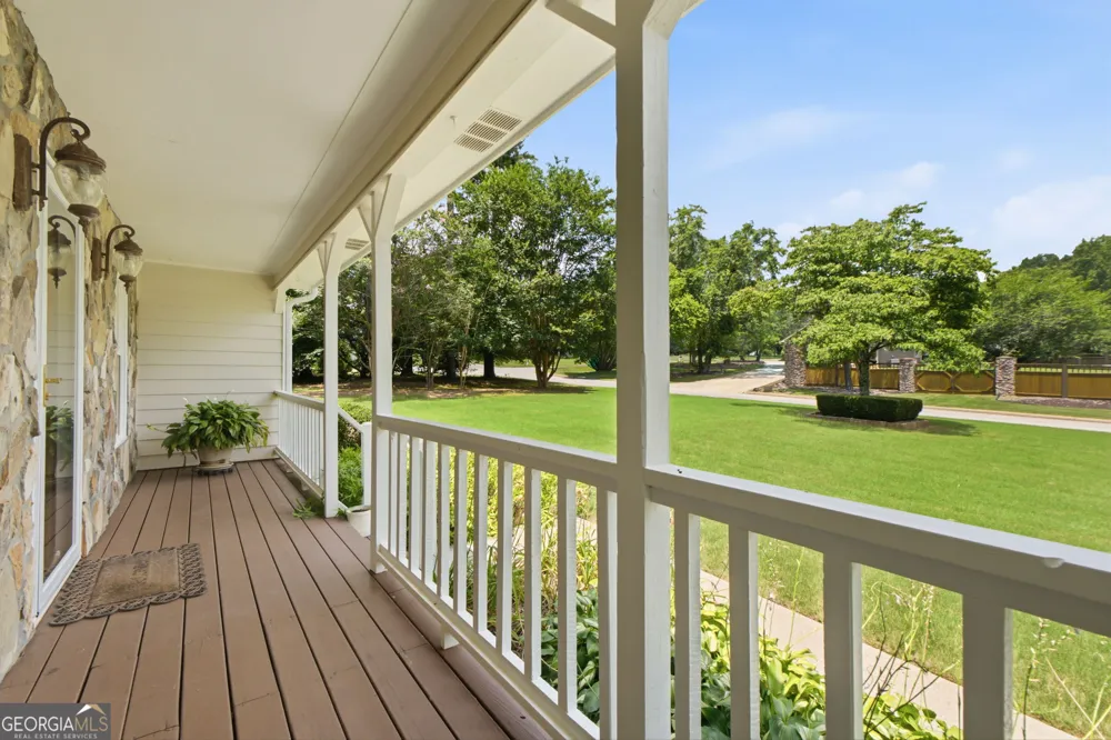 230 Pine Tree LN McDonough, GA 30252