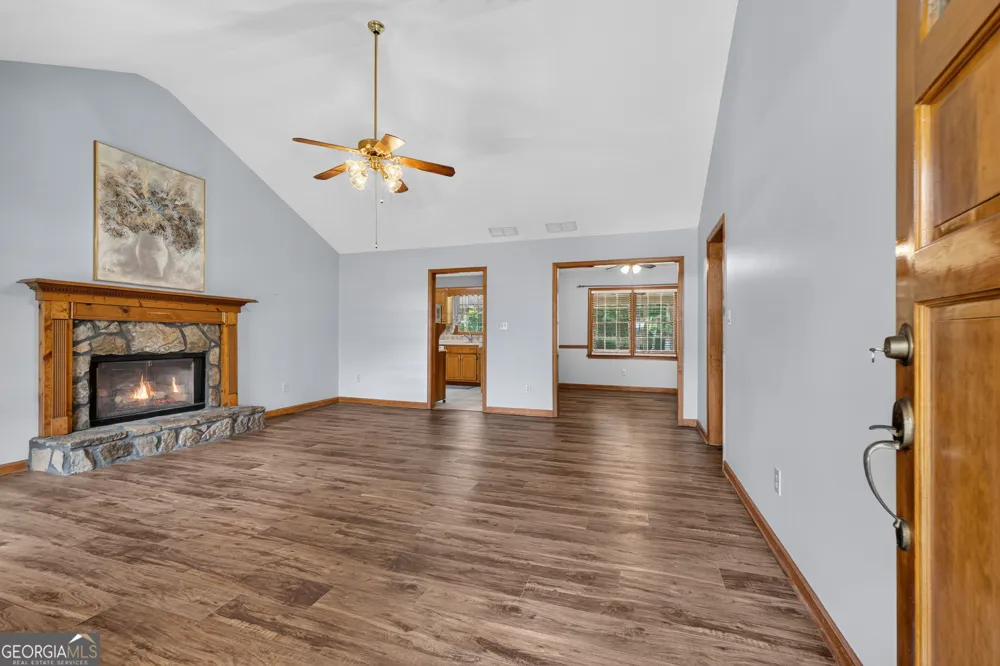 230 Pine Tree LN McDonough, GA 30252