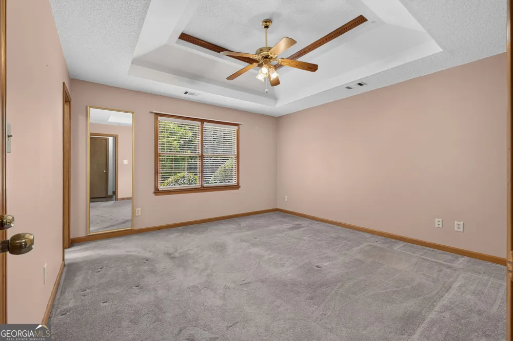 230 Pine Tree LN McDonough, GA 30252