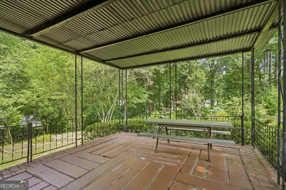3690 Wisteria LN SE Smyrna, GA 30082