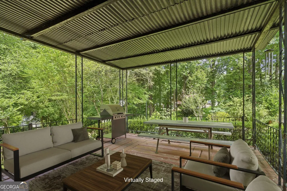 3690 Wisteria LN SE Smyrna, GA 30082