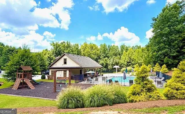 6140 Crescent Moon RDG Cumming, GA 30041