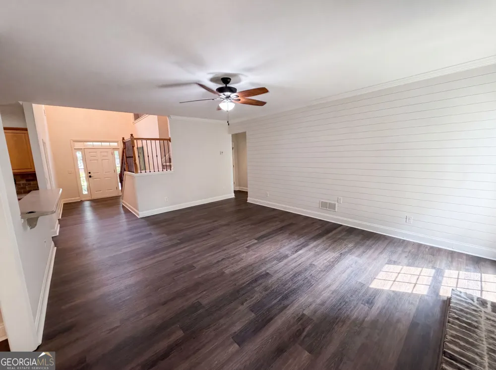 8635 Amsbury WAY Cumming, GA 30041