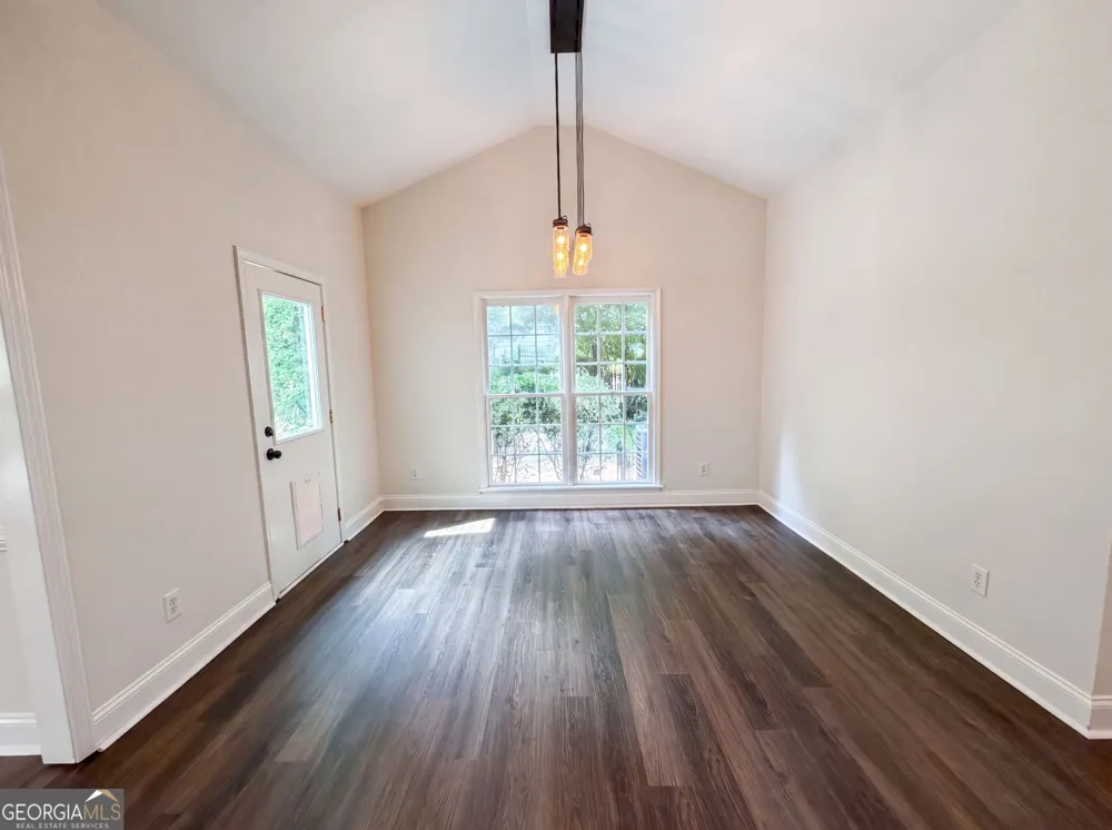 8635 Amsbury WAY Cumming, GA 30041