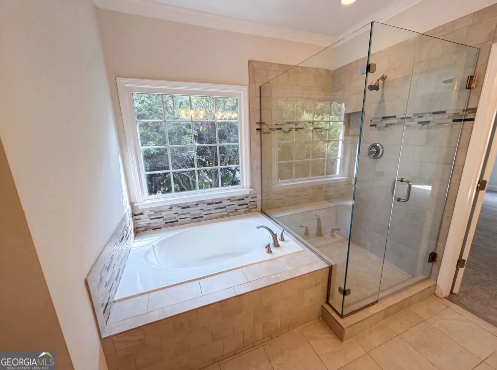 8635 Amsbury WAY Cumming, GA 30041