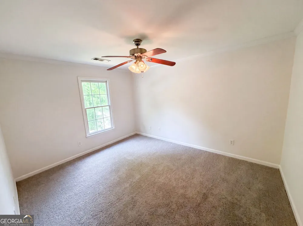 8635 Amsbury WAY Cumming, GA 30041