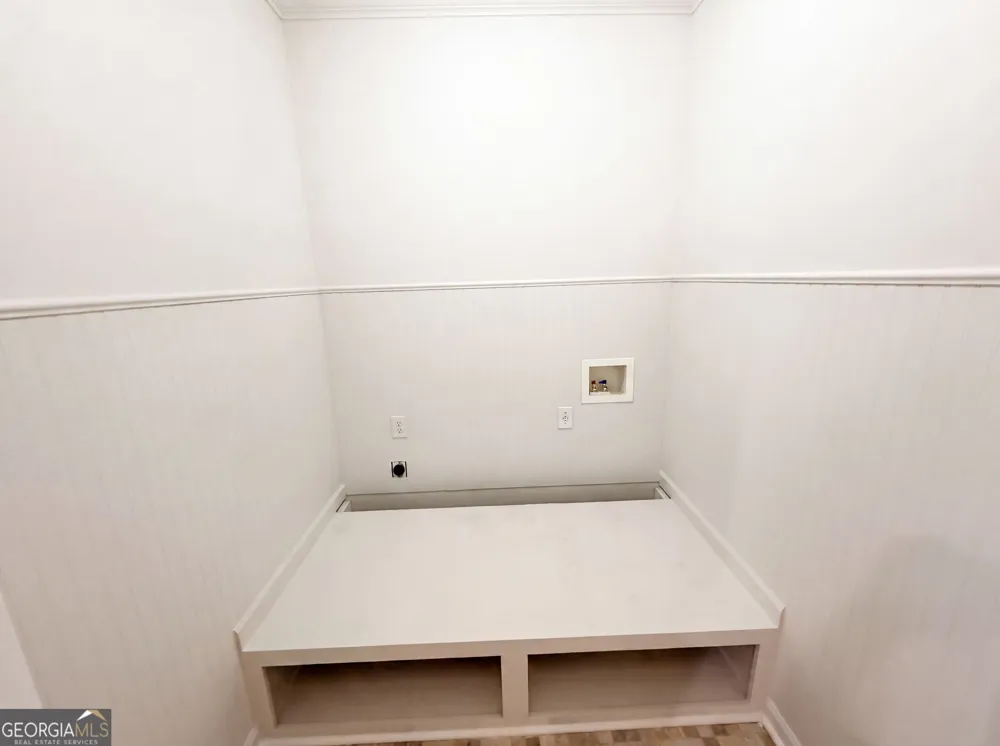 8635 Amsbury WAY Cumming, GA 30041