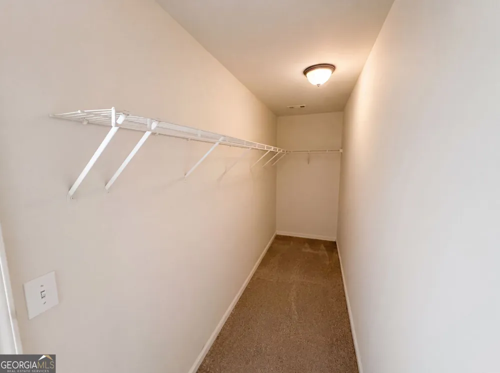 8635 Amsbury WAY Cumming, GA 30041