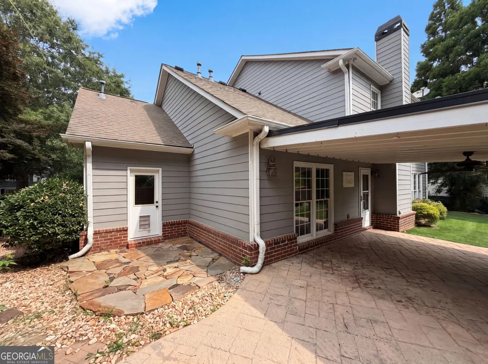 8635 Amsbury WAY Cumming, GA 30041