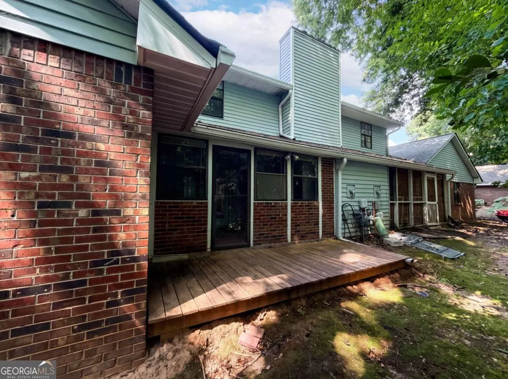 5935 Wintergreen RD Norcross, GA 30093