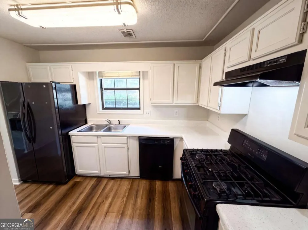 5935 Wintergreen RD Norcross, GA 30093